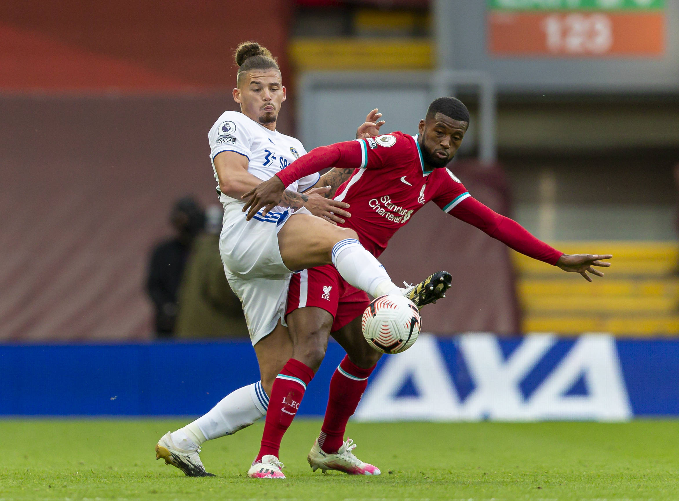 轻球员的无 轻球员的无