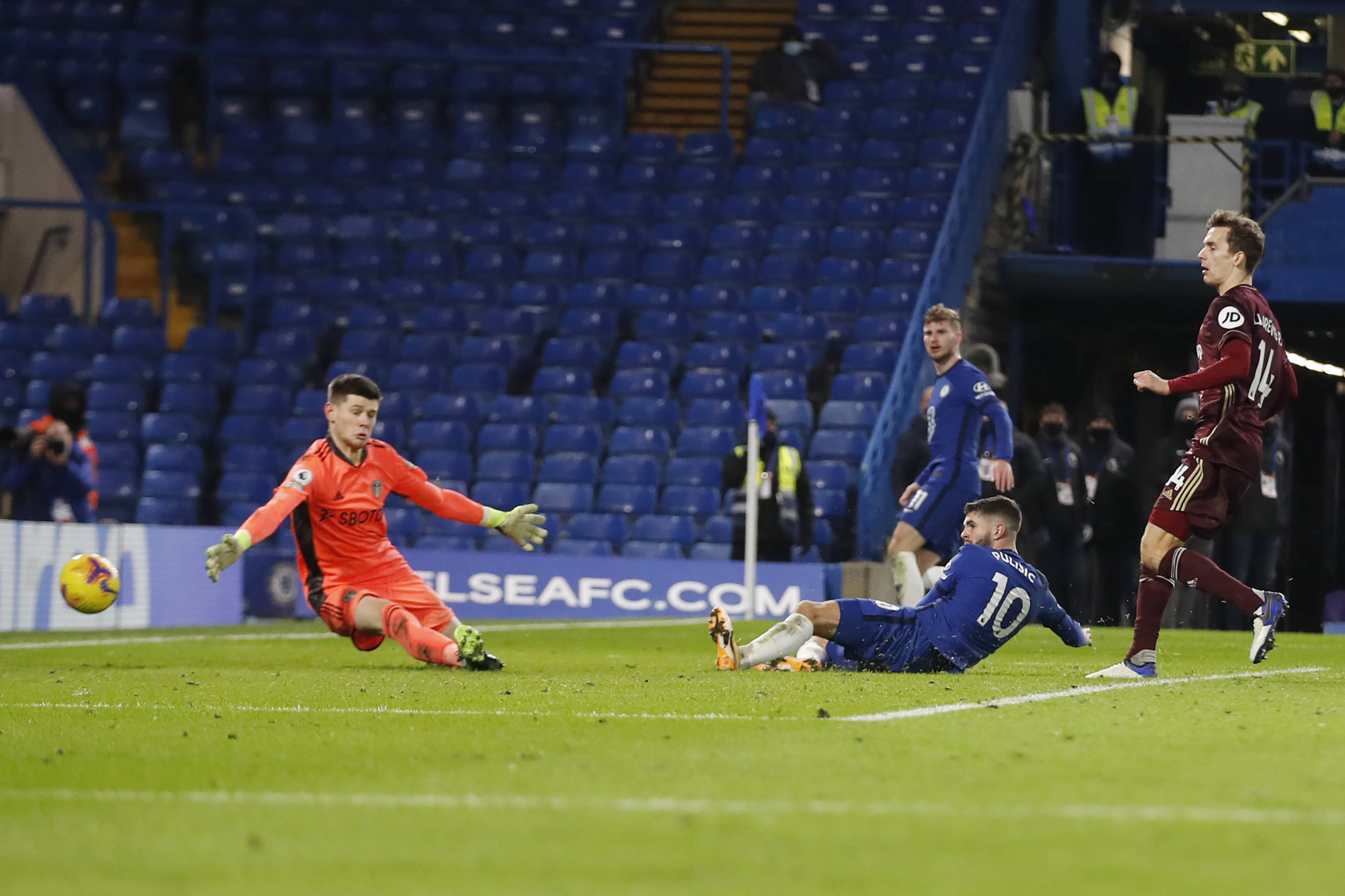 使他成为尤 使他成为尤